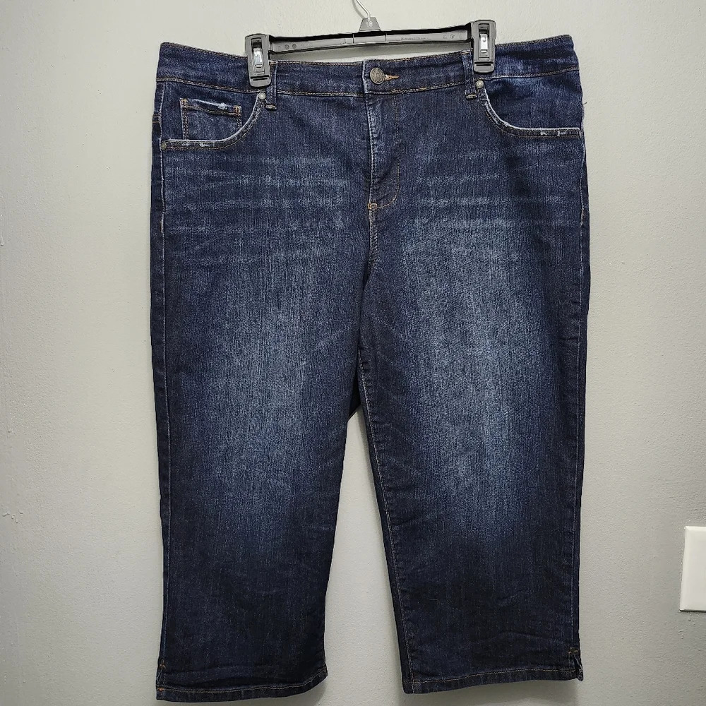 Nine West vintage women's crop jeans size 18W blue